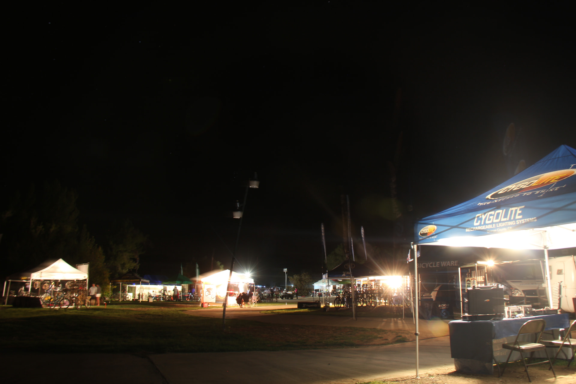 Cygolite bicycle lights at a night cycling event